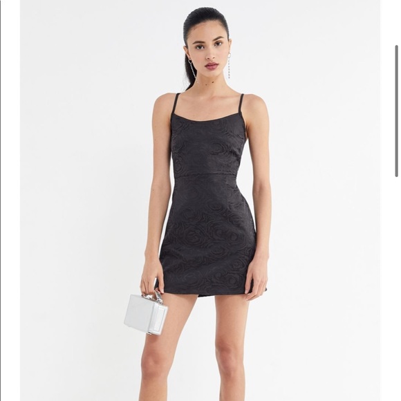 UO black rose dress - Picture 4 of 4